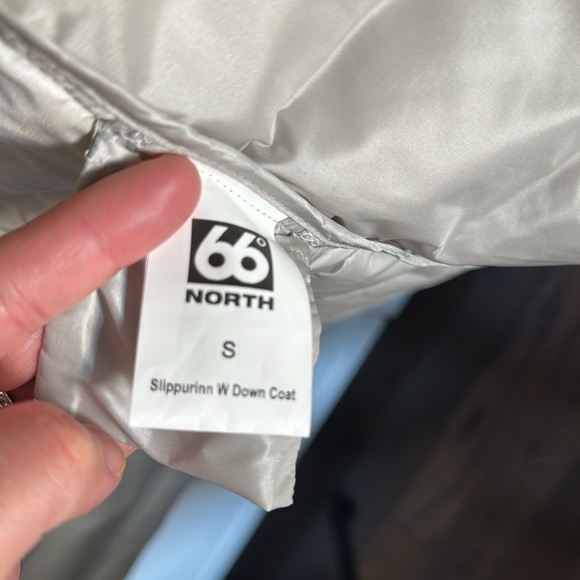 66 North down jacket in small - Picture 6 of 11